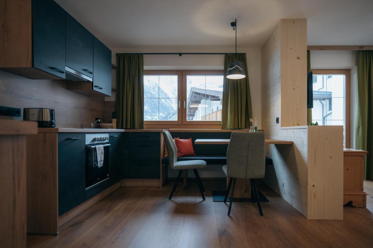 Appartements Hoellhaus Innervillgraten Exterior foto